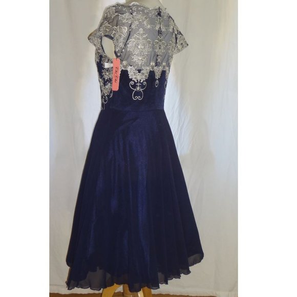 SOLD Chi Chi London Baroque Style Flare Tea Dress NWT - Picture 5 of 8